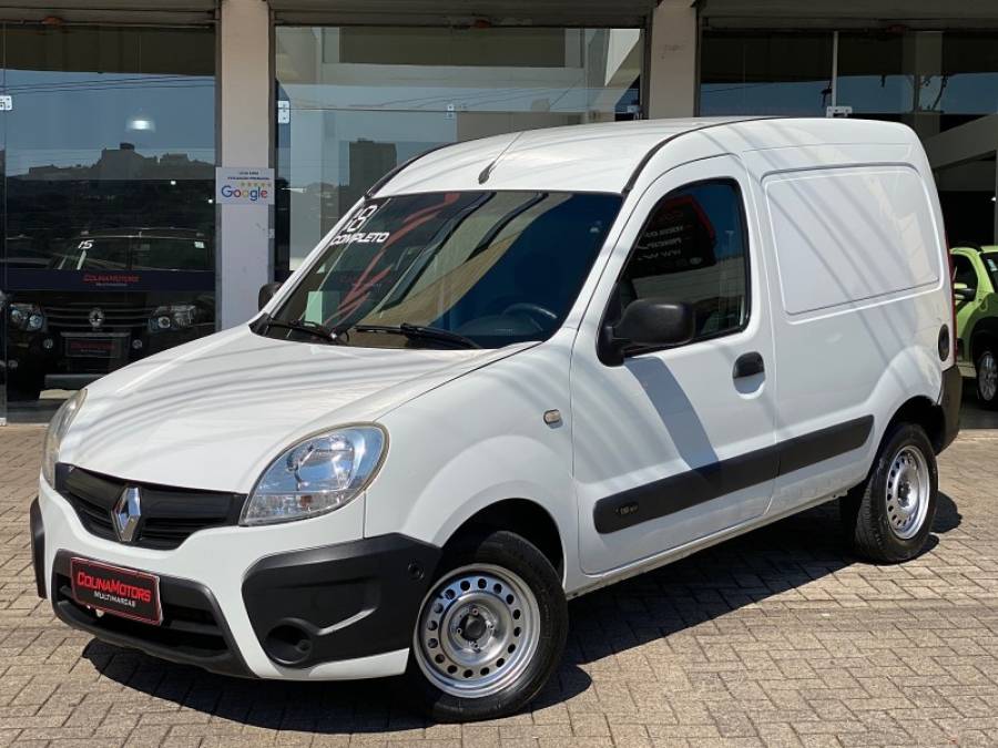 RENAULT - KANGOO - 2018/2018 - Branca - R$ 58.900,00