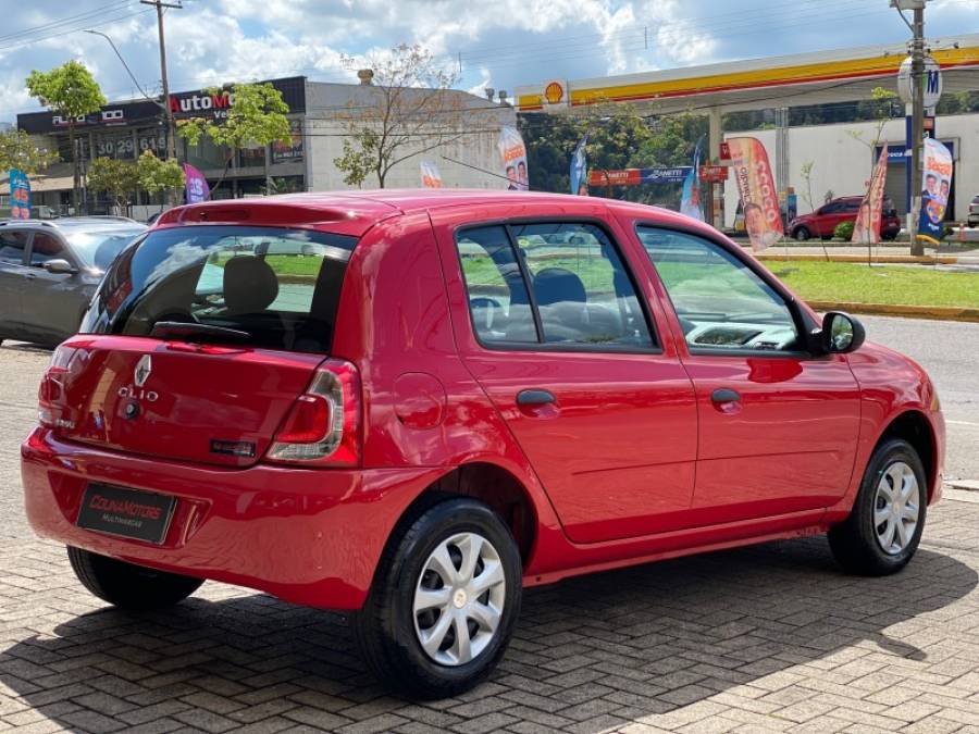 RENAULT - CLIO - 2013/2013 - Vermelha - R$ 29.900,00