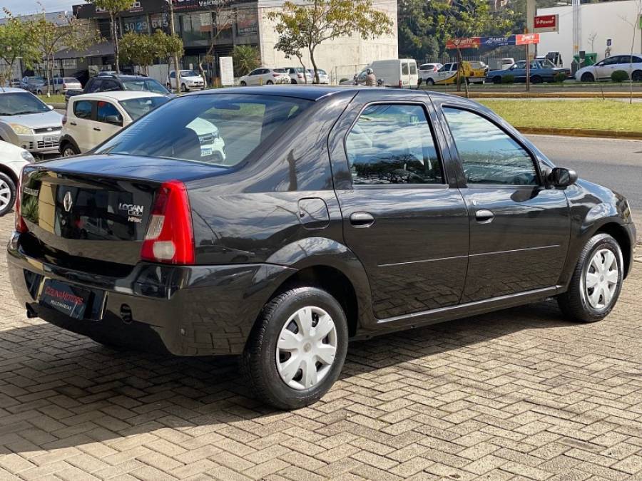 RENAULT - LOGAN - 2008/2008 - Preta - R$ 23.900,00