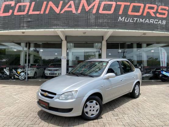 CHEVROLET - CLASSIC - 2013/2013 - Prata - R$ 28.900,00
