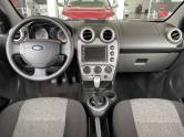 FORD - FIESTA - 2014/2014 - Preta - R$ 34.900,00