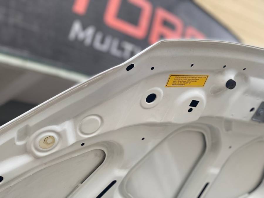 FIAT - STRADA - 2016/2016 - Branca - R$ 54.900,00