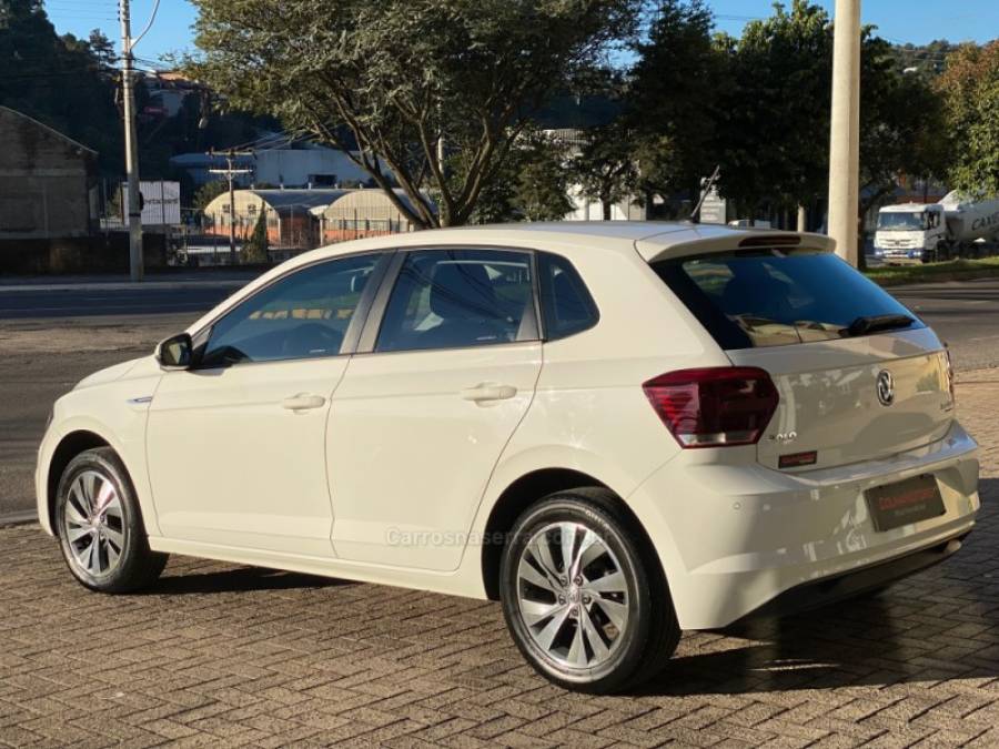 VOLKSWAGEN - POLO - 2018/2019 - Branca - R$ 74.900,00