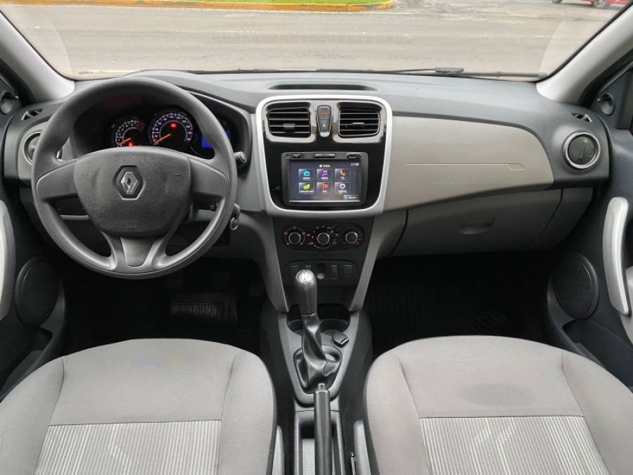 RENAULT - LOGAN - 2015/2015 - Branca - R$ 38.900,00