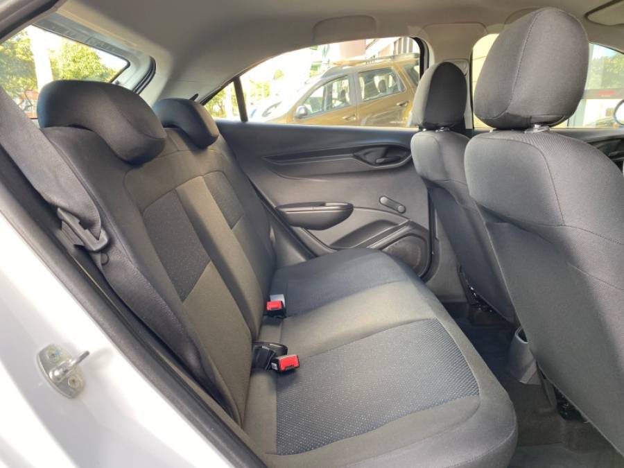 CHEVROLET - ONIX - 2017/2017 - Branca - R$ 47.900,00