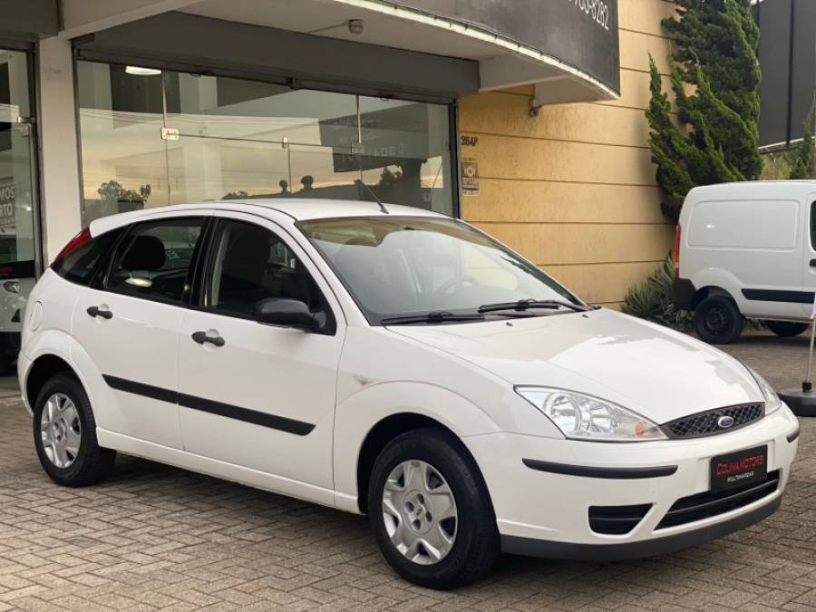FORD - FOCUS - 2009/2009 - Branca - R$ 32.900,00