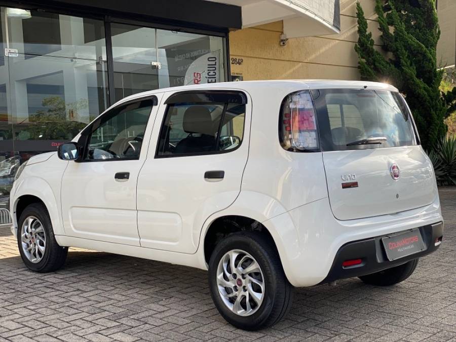 FIAT - UNO - 2020/2020 - Branca - R$ 42.900,00