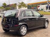 CHEVROLET - CORSA - 2010/2011 - Preta - R$ 32.900,00