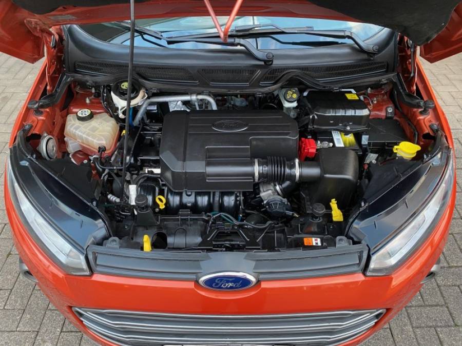 FORD - ECOSPORT - 2015/2015 - Laranja - R$ 57.900,00