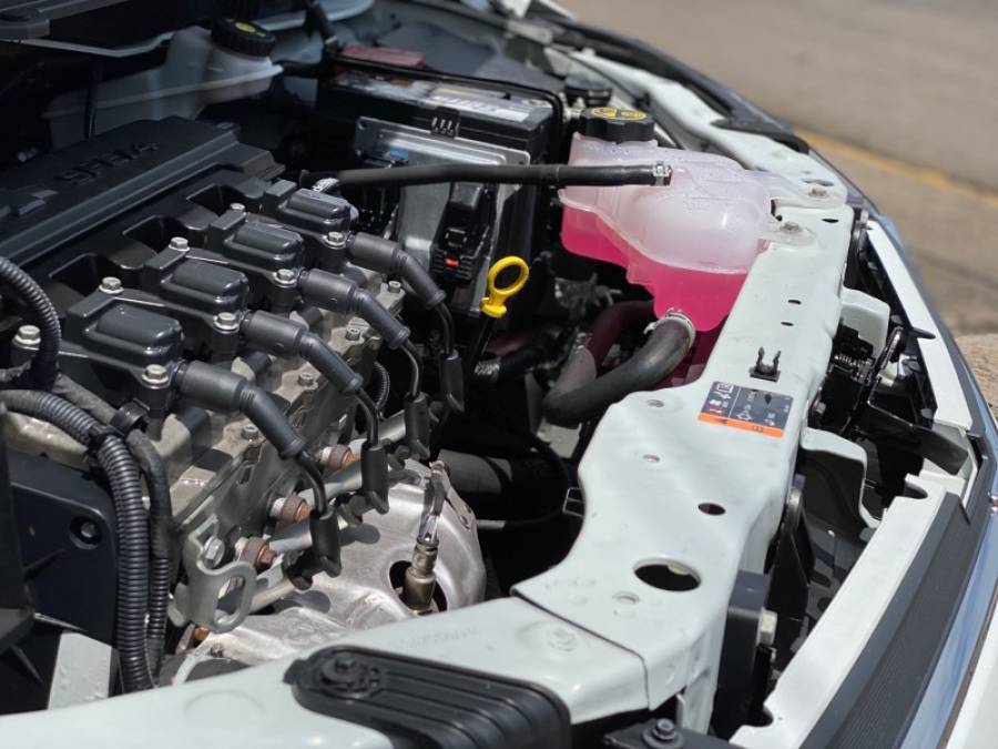 CHEVROLET - ONIX - 2019/2019 - Branca - R$ 61.900,00