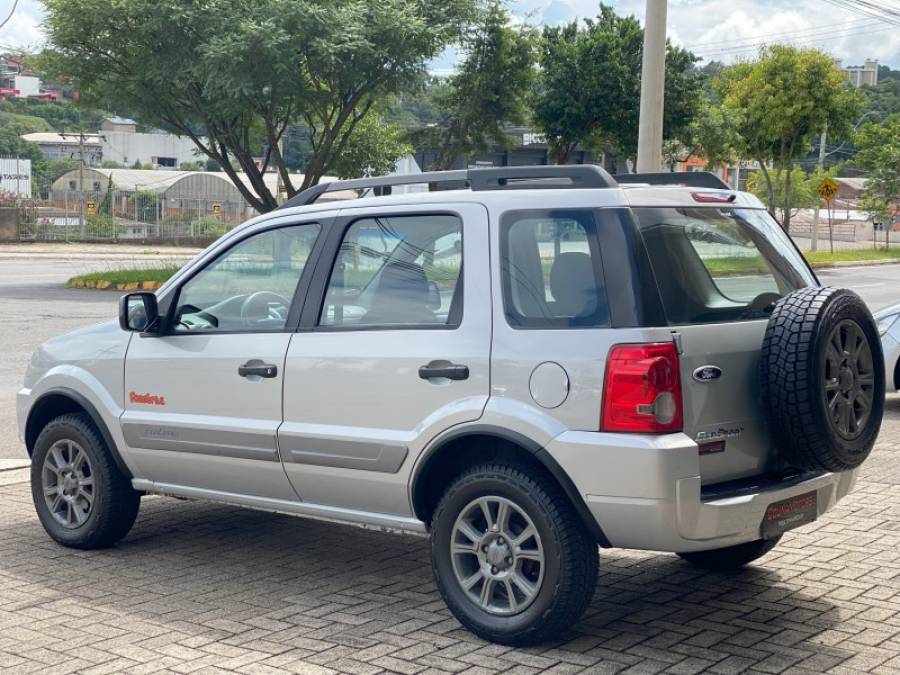 FORD - ECOSPORT - 2010/2011 - Prata - R$ 43.900,00