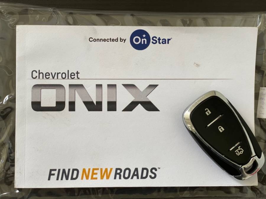 CHEVROLET - ONIX - 2024/2024 - Vermelha - R$ 98.900,00
