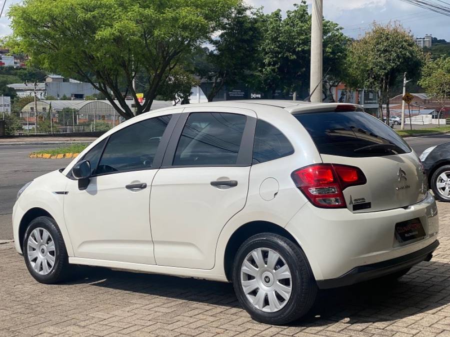 CITROËN - C3 - 2014/2014 - Branca - R$ 36.900,00