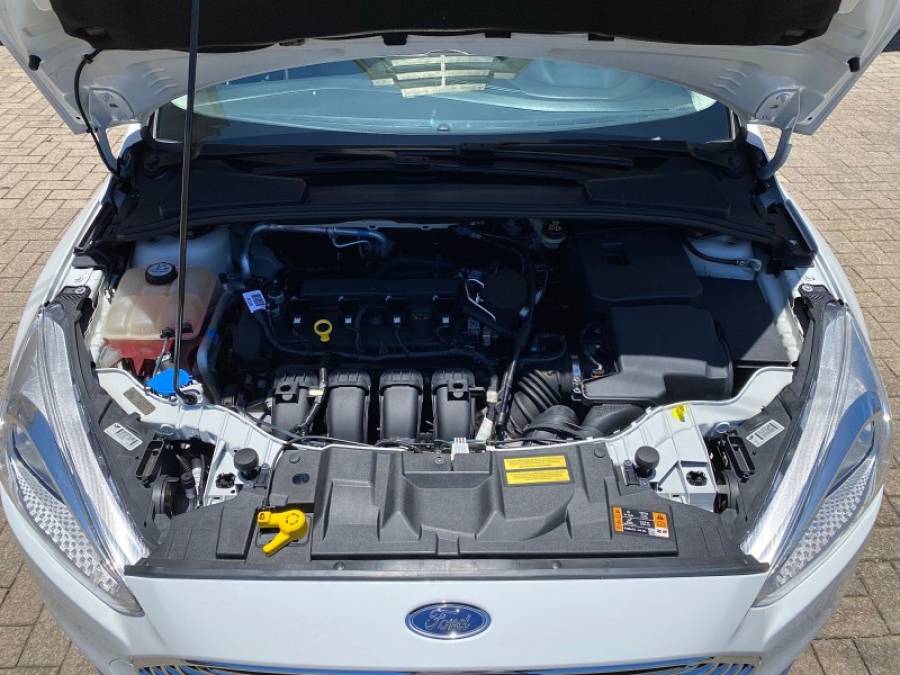 FORD - FOCUS - 2016/2016 - Branca - R$ 66.900,00