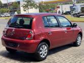 RENAULT - CLIO - 2015/2015 - Vermelha - R$ 35.900,00