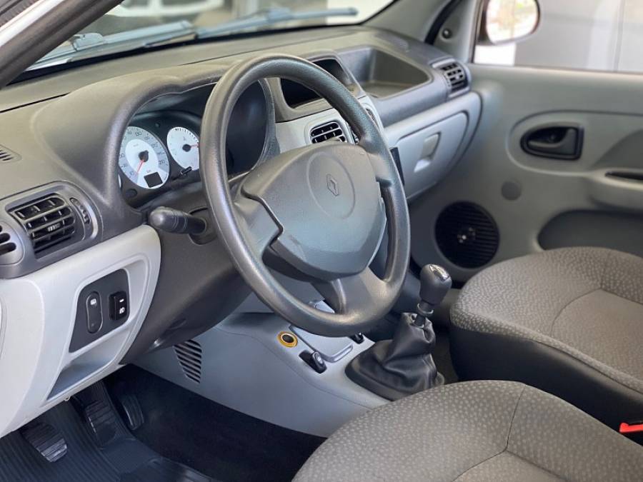 RENAULT - CLIO - 2011/2011 - Branca - R$ 25.900,00