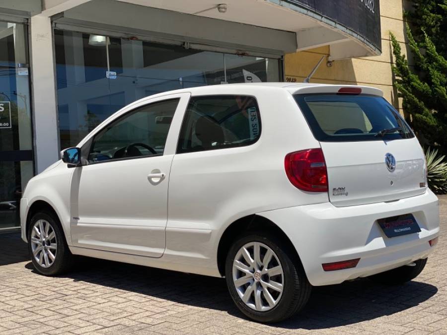 VOLKSWAGEN - FOX - 2012/2012 - Branca - R$ 29.900,00