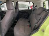 FIAT - UNO - 2012/2012 - Verde - R$ 36.900,00
