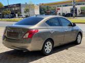 NISSAN - VERSA - 2014/2014 - Cinza - R$ 43.900,00