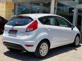 FORD - FIESTA - 2019/2019 - Branca - R$ 59.900,00