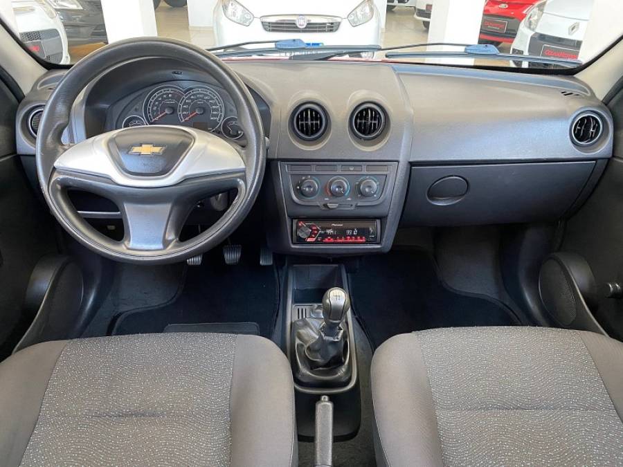 CHEVROLET - CELTA - 2013/2013 - Vermelha - R$ 31.900,00