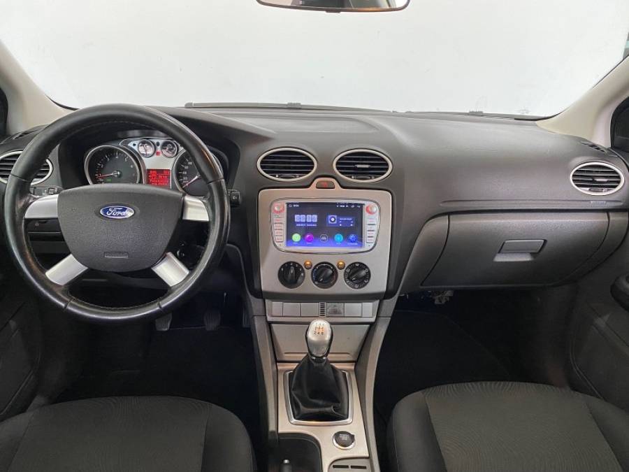 FORD - FOCUS - 2013/2013 - Branca - R$ 48.900,00