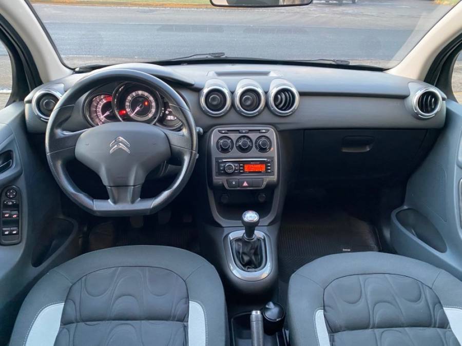 CITROËN - C3 - 2014/2014 - Prata - R$ 40.900,00