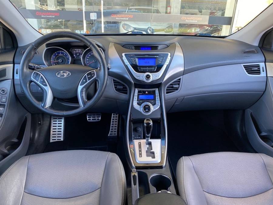 HYUNDAI - ELANTRA - 2012/2012 - Prata - R$ 65.900,00
