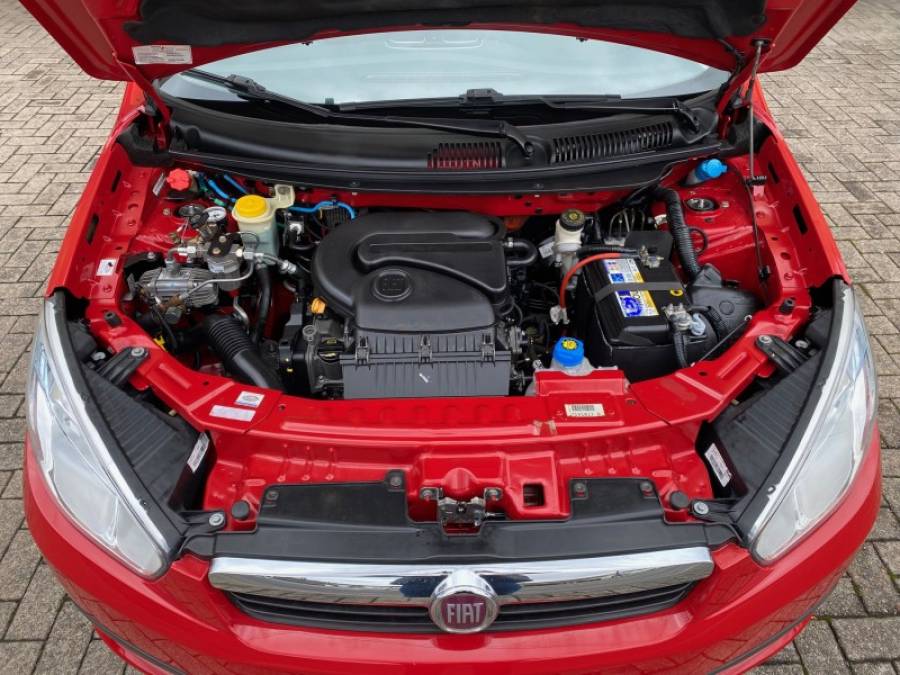 FIAT - GRAND SIENA - 2015/2015 - Vermelha - R$ 42.900,00